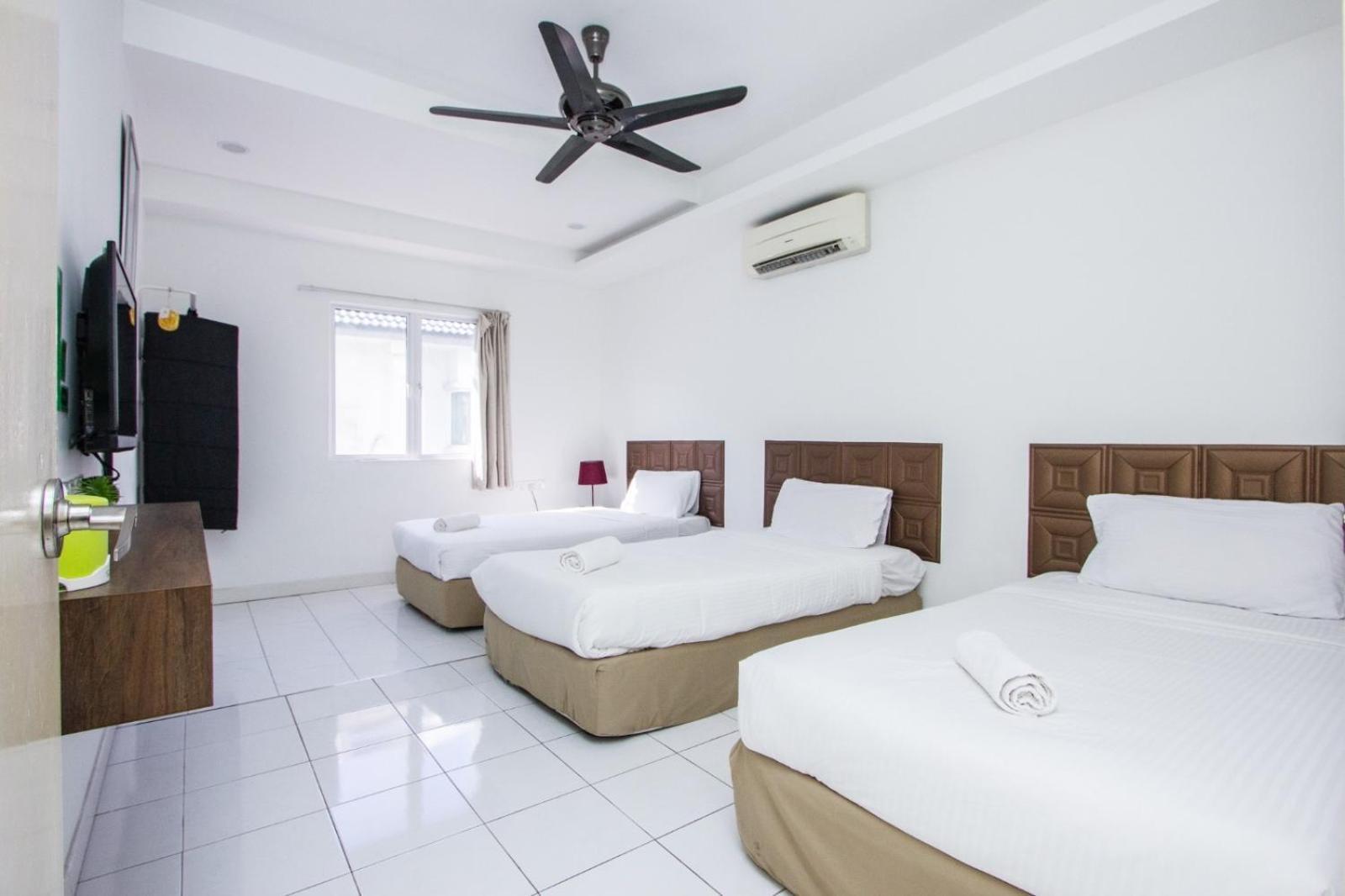 Nautilus Bay Home Inn George Town Bagian luar foto
