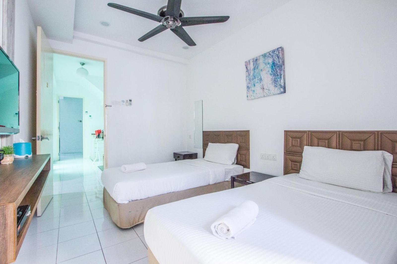 Nautilus Bay Home Inn George Town Bagian luar foto