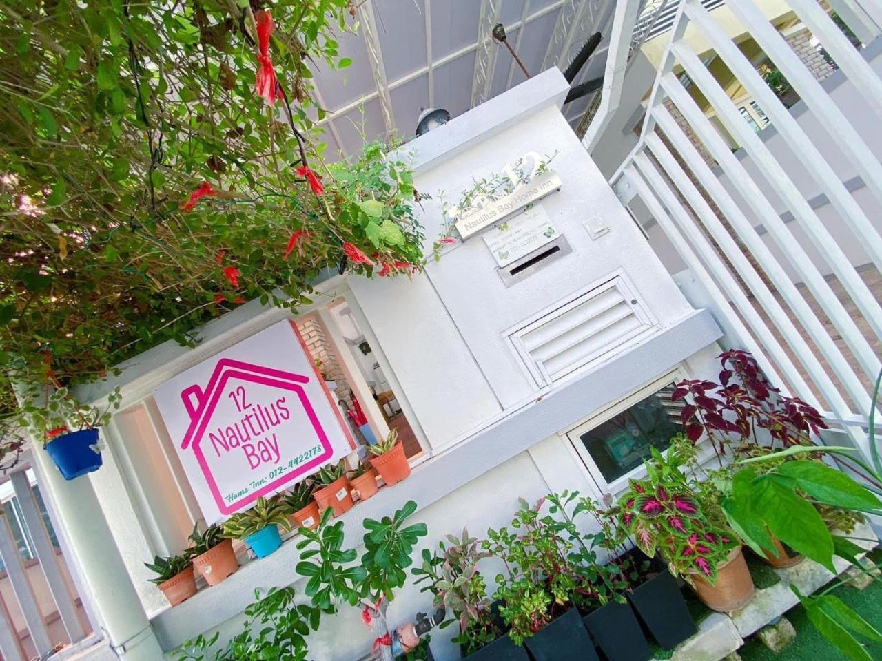 Nautilus Bay Home Inn George Town Bagian luar foto